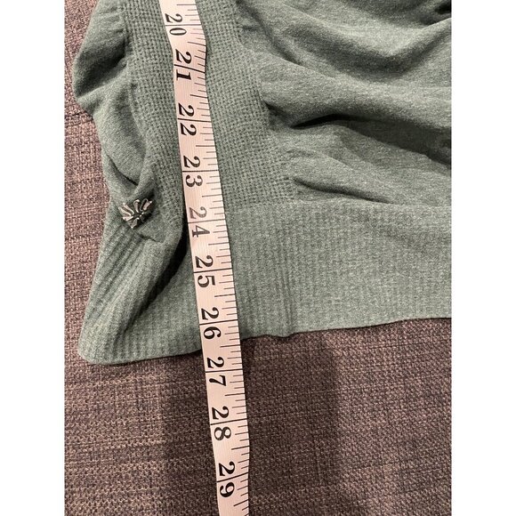 Athleta Green Pullover Mockneck Ruched Sweater with Thumbholes Sz M - Picture 10 of 10